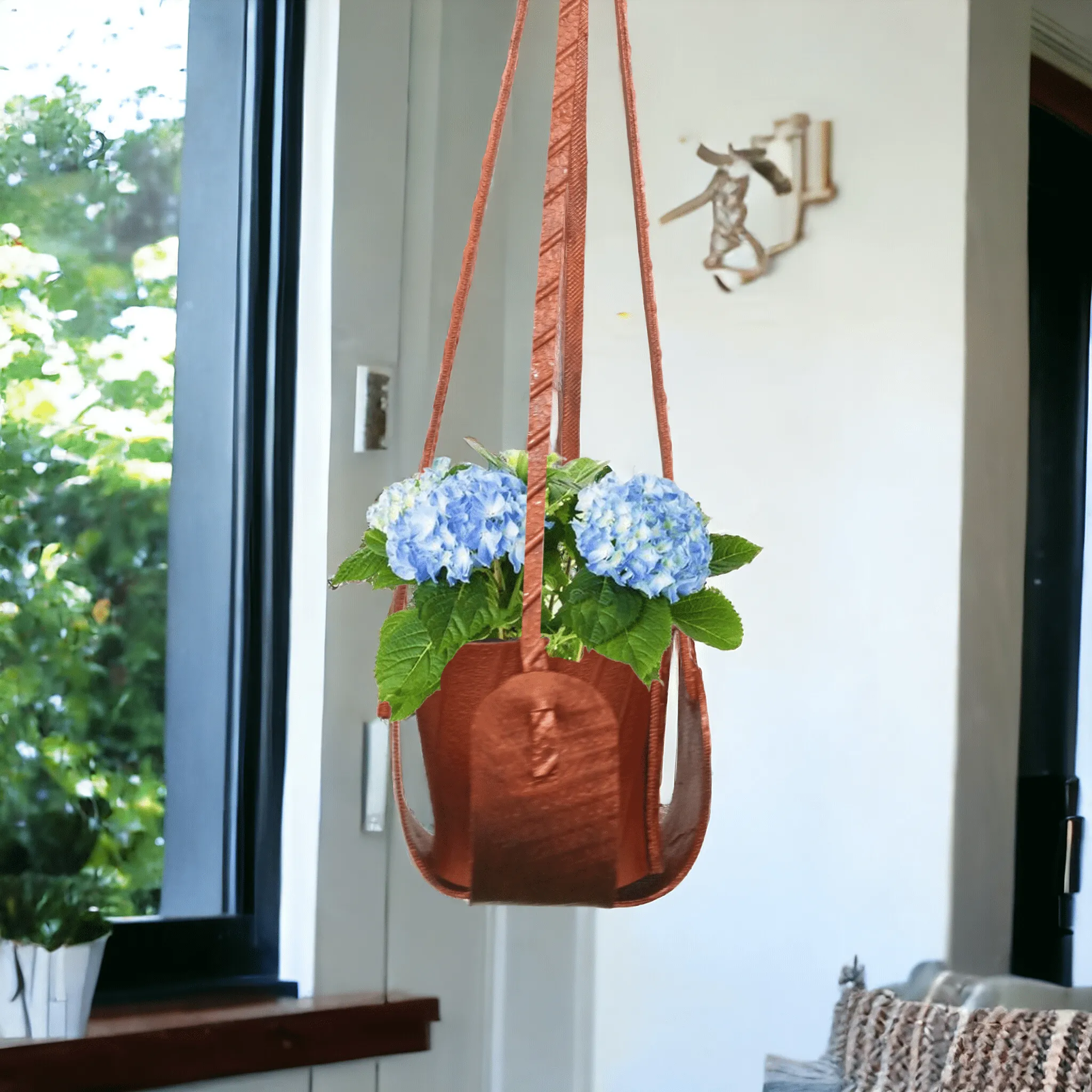 Cross Plant Hanger